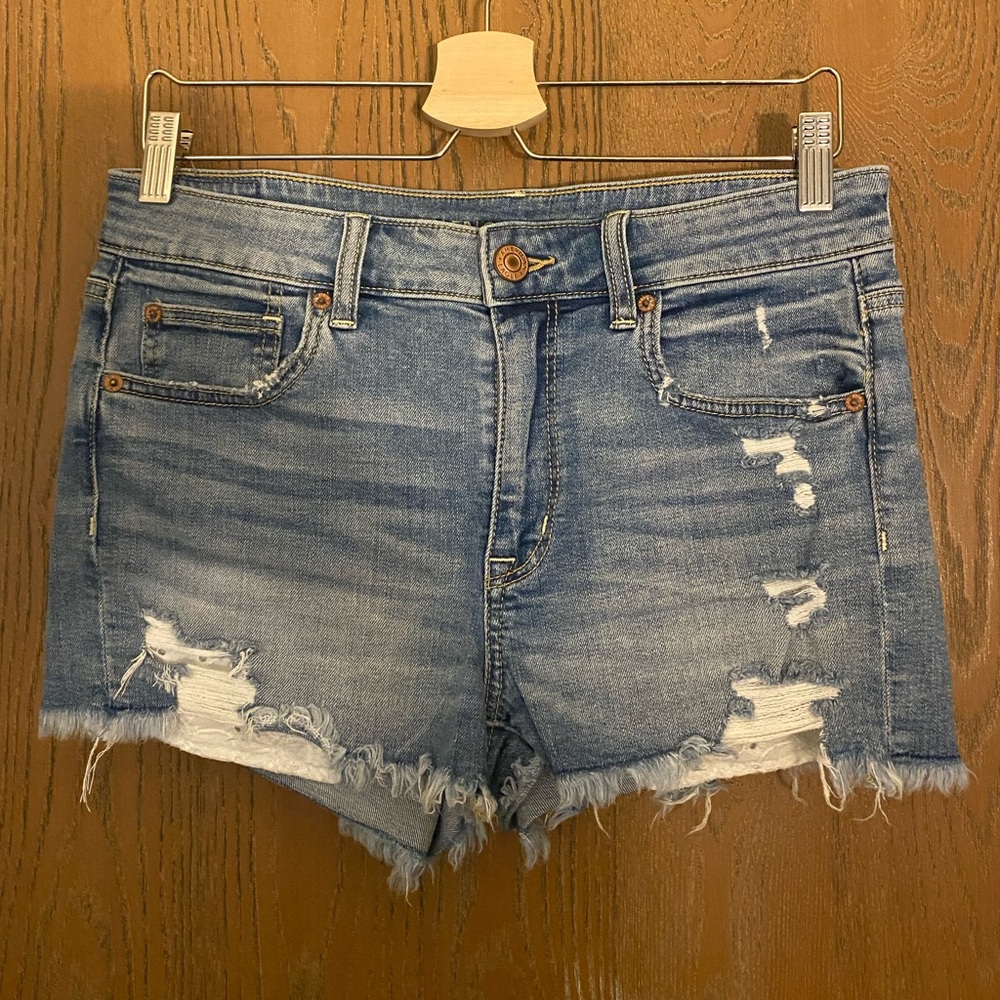 American Eagle Size 8 High Rise Shorts